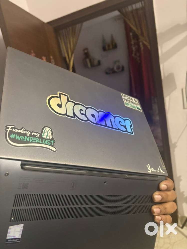 Lenovo yoga 7 series i5. 10gen 16gb