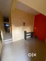 Single room with toilet avilable for lease