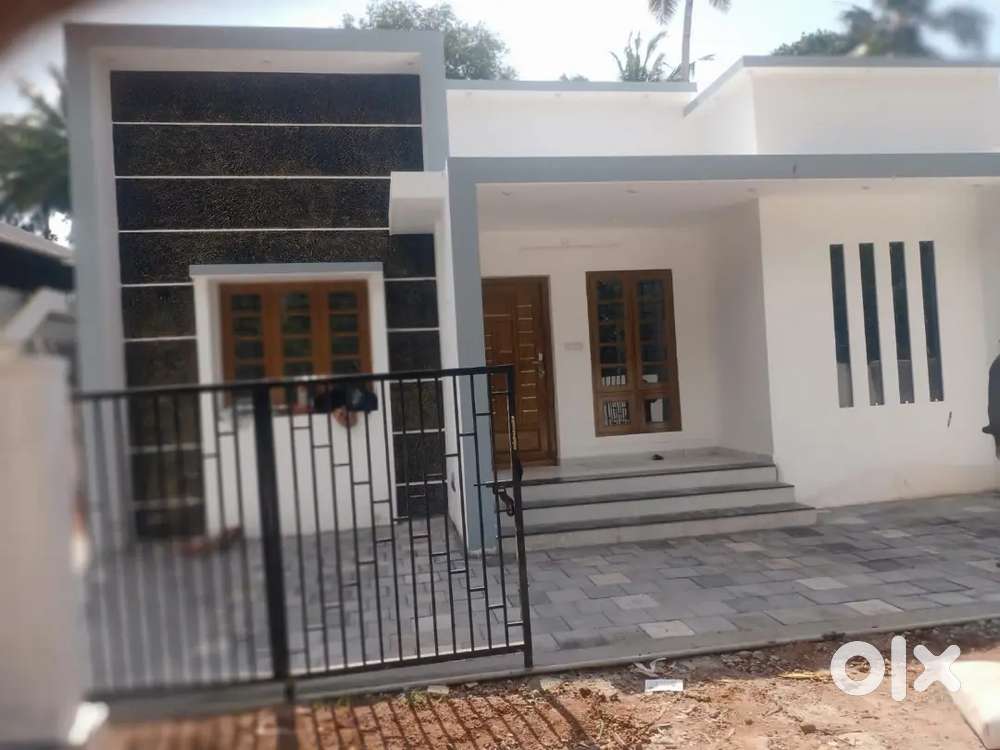 5 cent 3 Bhk New House Alummoodu, Near Konnelmukku.