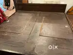 Double bed with box