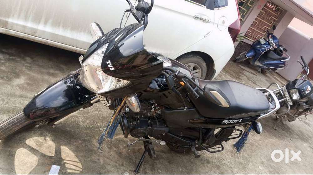 2023 TVS Sports FI Top Model Only 5900 KM Run