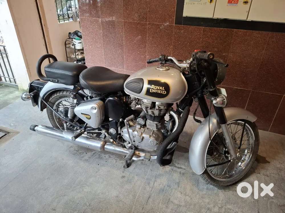 Classic 350, Silver colour