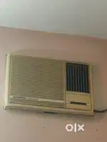 GOOD CONDITION WINDOW AC O GENERAL