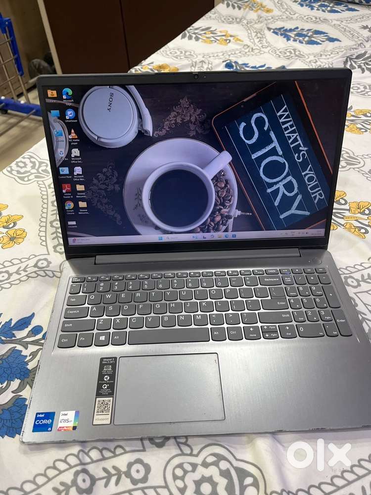 img ideapad 3-15ITL6 Laptop - Type 82H8