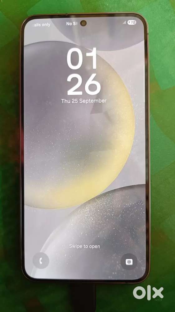 Samsung s24, 10 days old mobile, 8,128 gb