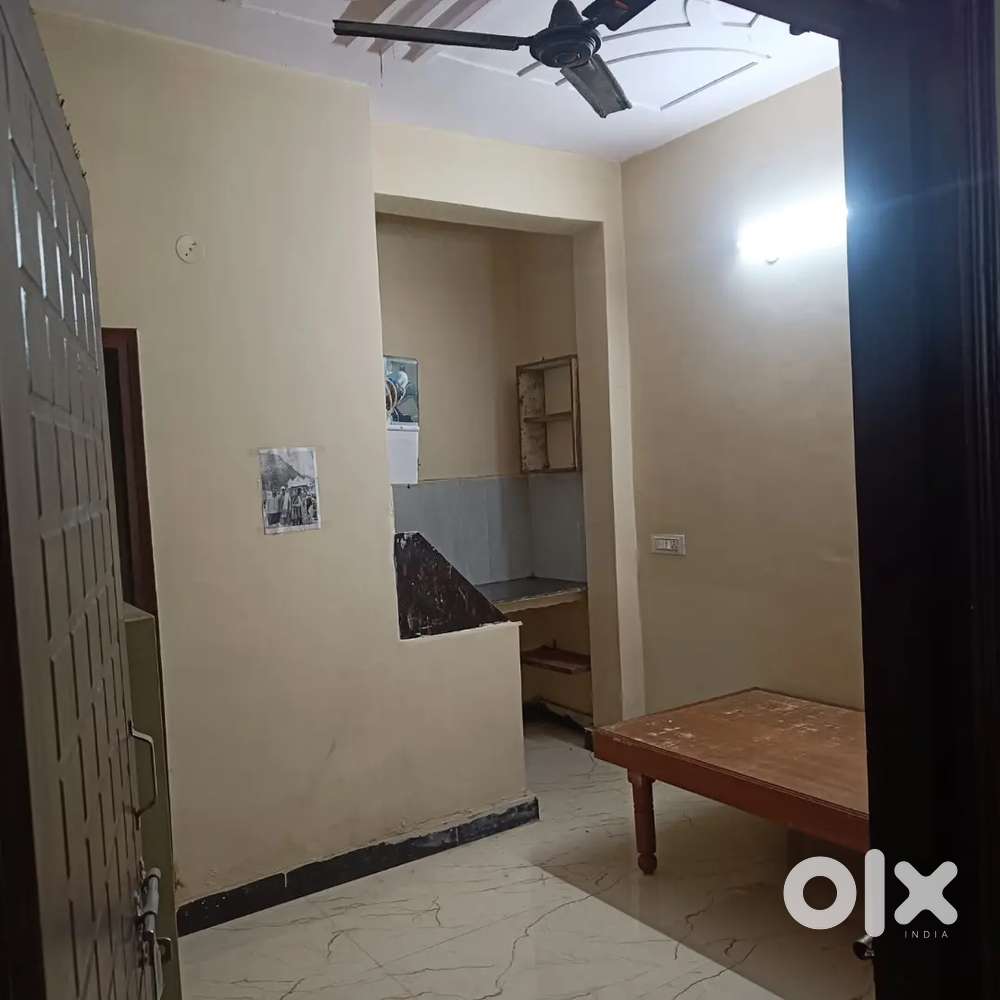 5k room for girls boys not allowed