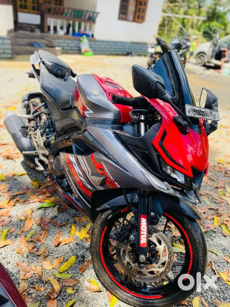 Yamaha R15 V3 (75k finance availableneat and clean condition)