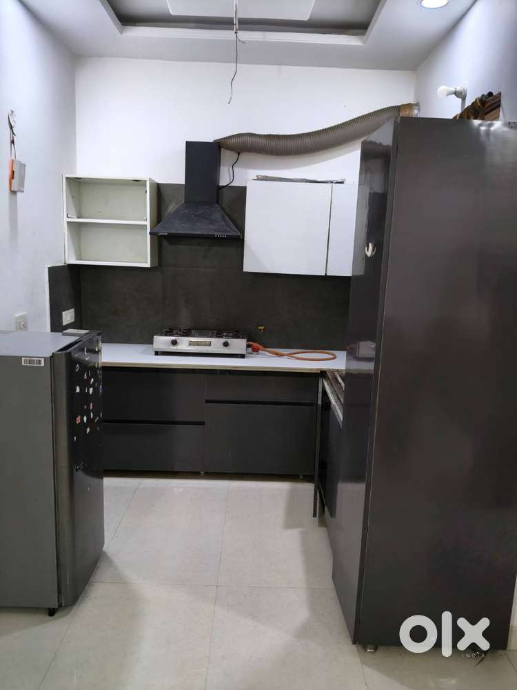 Luxury 3bhk furnished flat gated society peermuchala