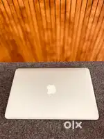 MacBook Air intel core i5 2014
4/128 SSD