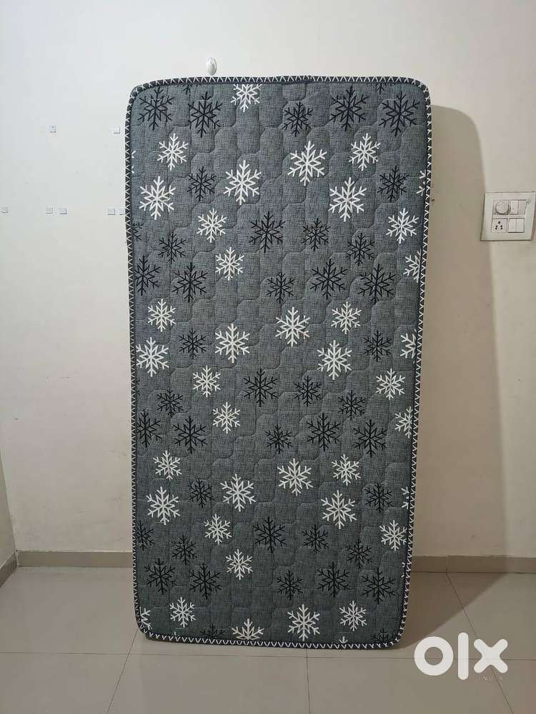 Single bed Mattress Available