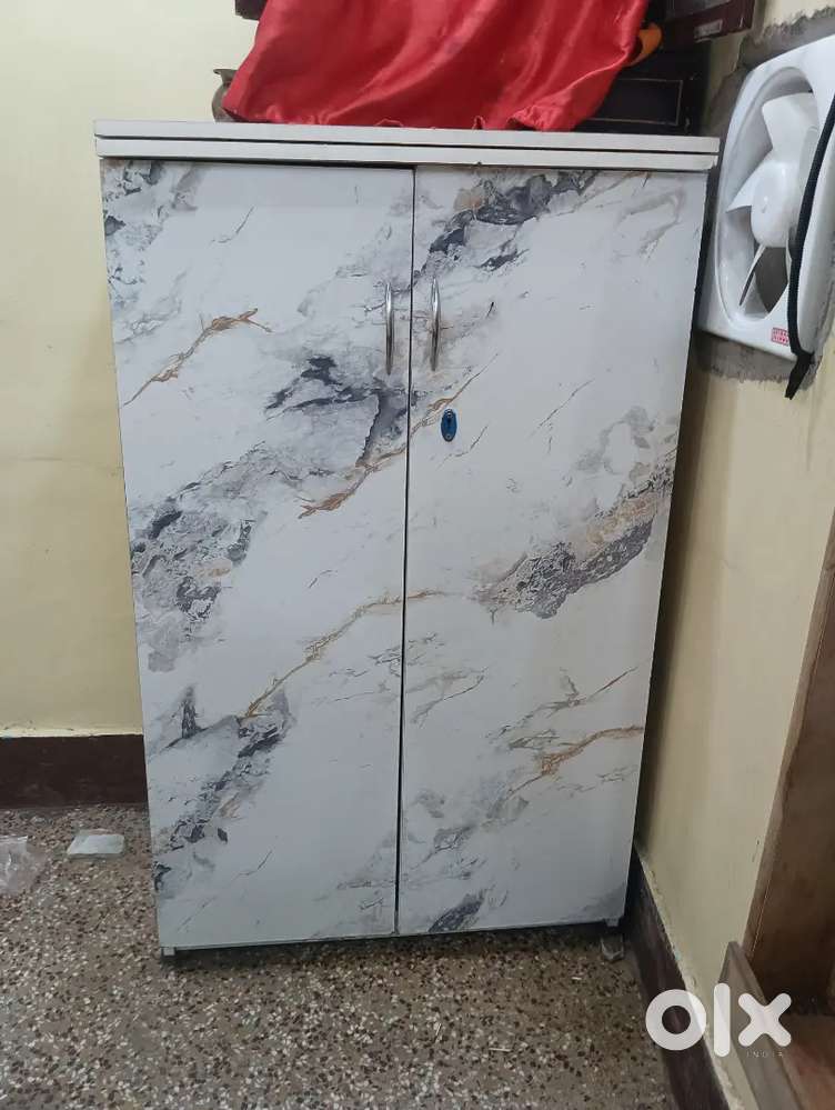 Stylish and Functional Storage Cabinet for Sale!