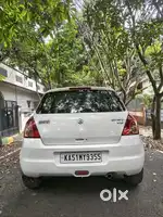 Maruti Suzuki Swift vxi 2011
