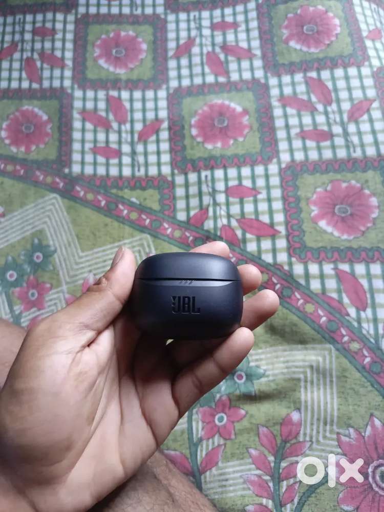 Urgent Sell! JBL Tune Beam 2 TWS Wireless Earbuds  Brand New Condition
