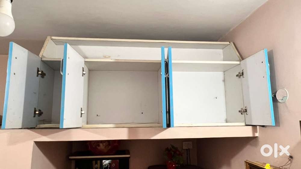 Kitchen Wardrob of 05 Dores