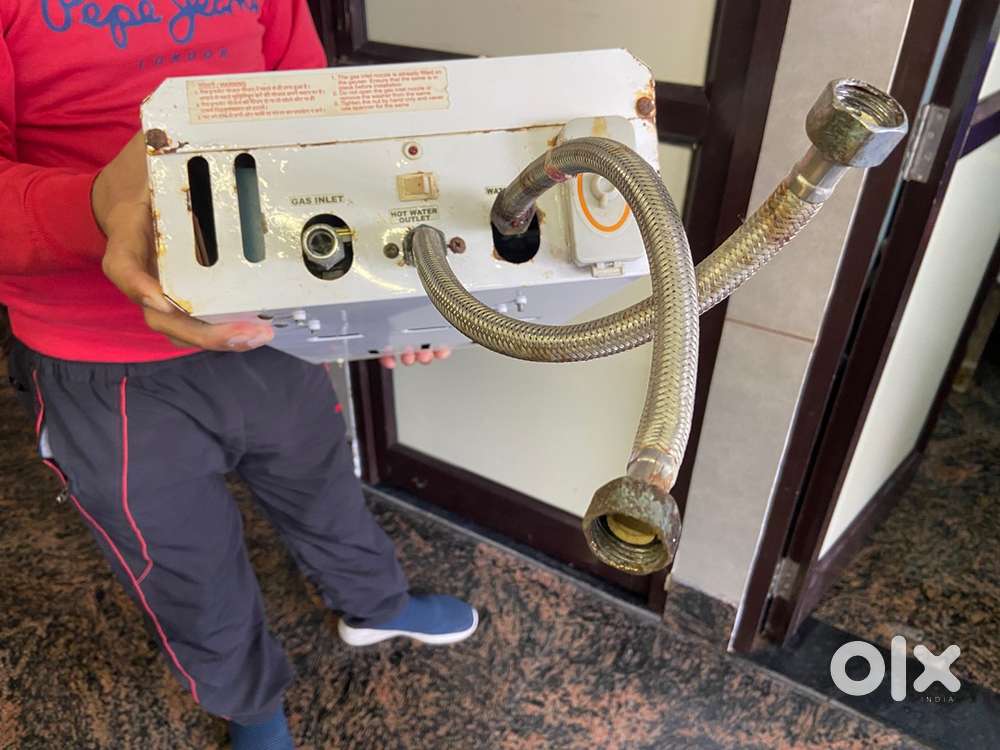 Water  Cylinder Geyser