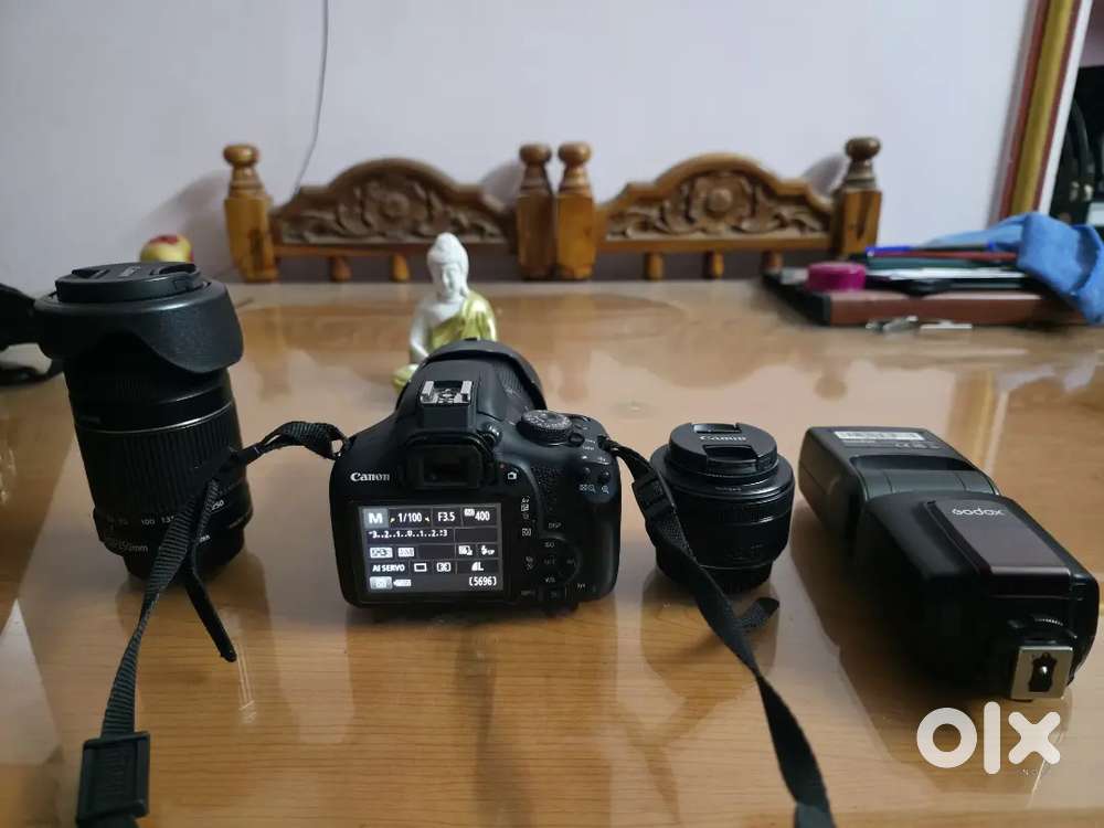 Canon 1500D