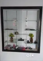 Showcase with glass
