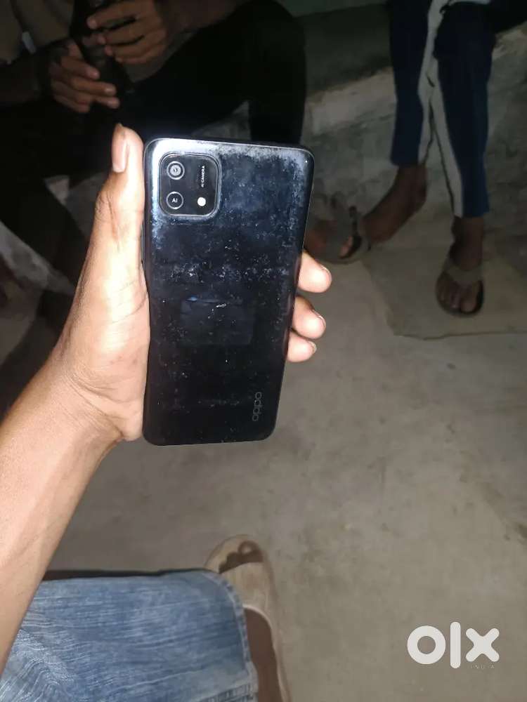 Oppo A16k phone selling