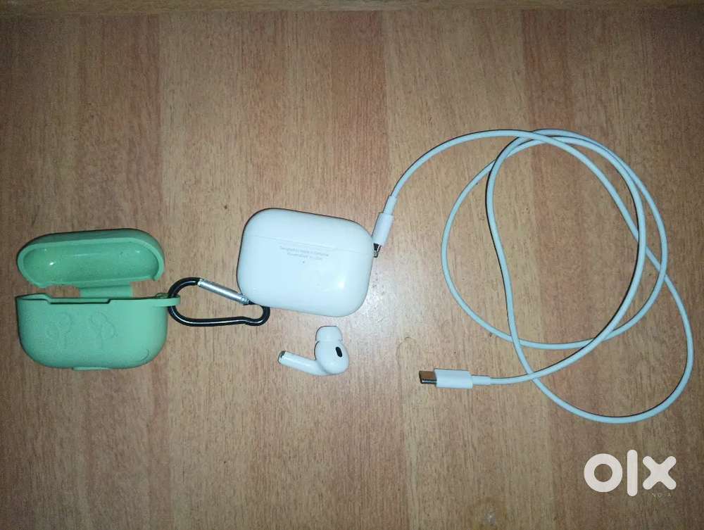 Apple buds pro