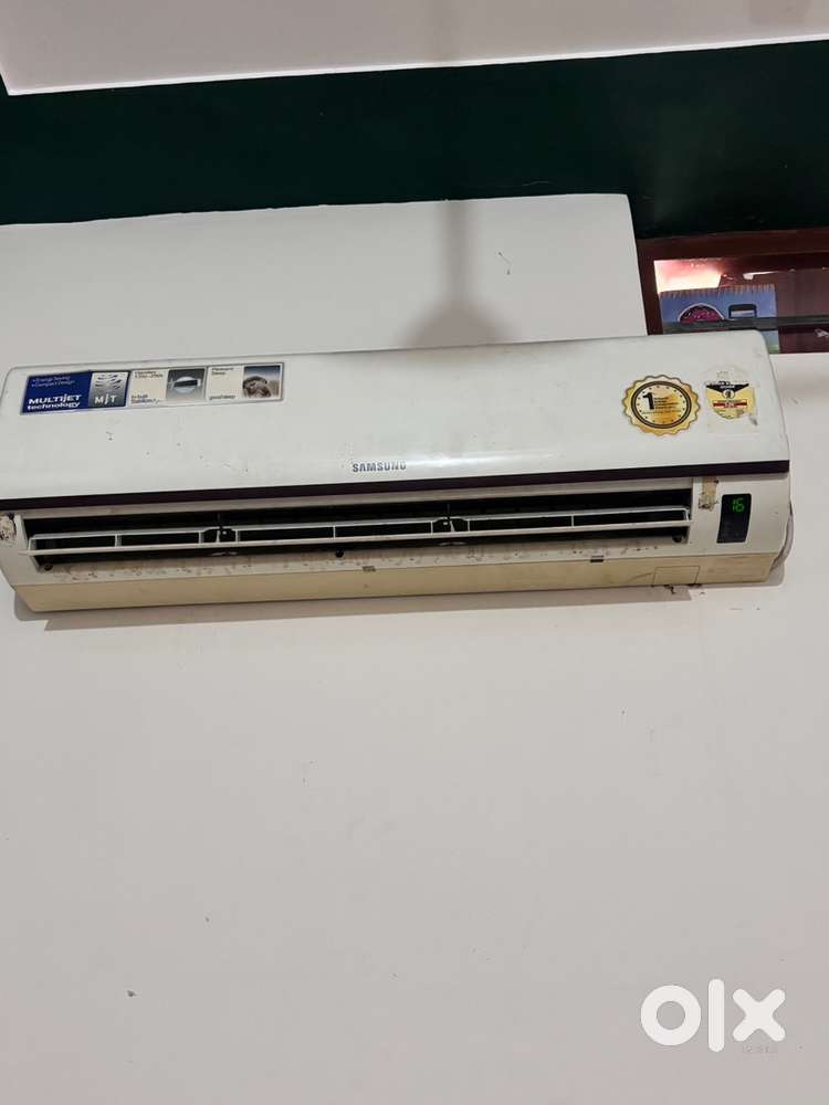 Ac 1.5 ton split samsung 2020 model 4 star