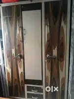 Rs 10000 Metal wardrobe 3 door