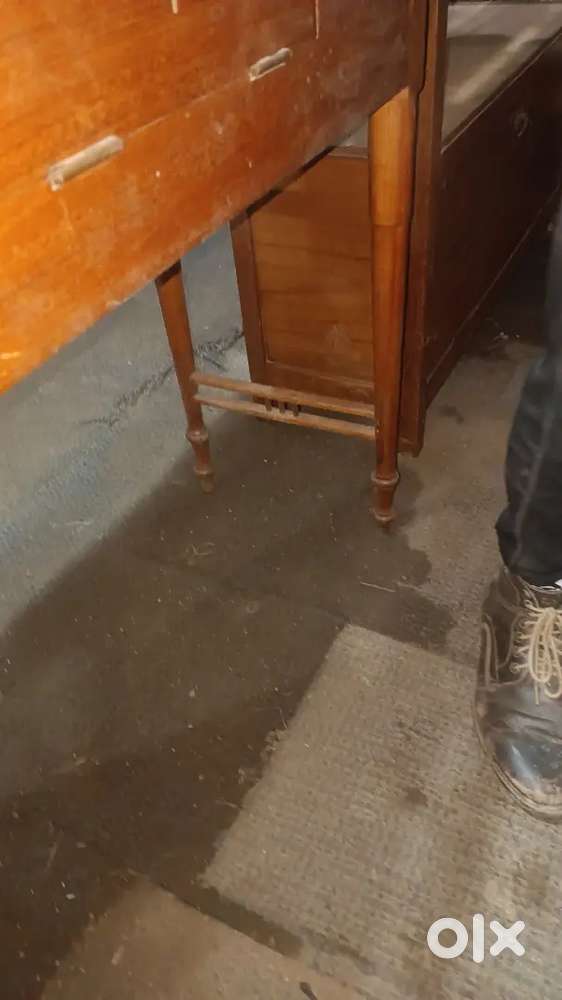 Tikut old tebal foolting