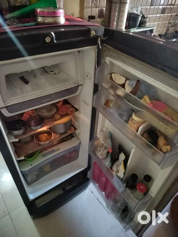 Want to sell my fridge of Godrej