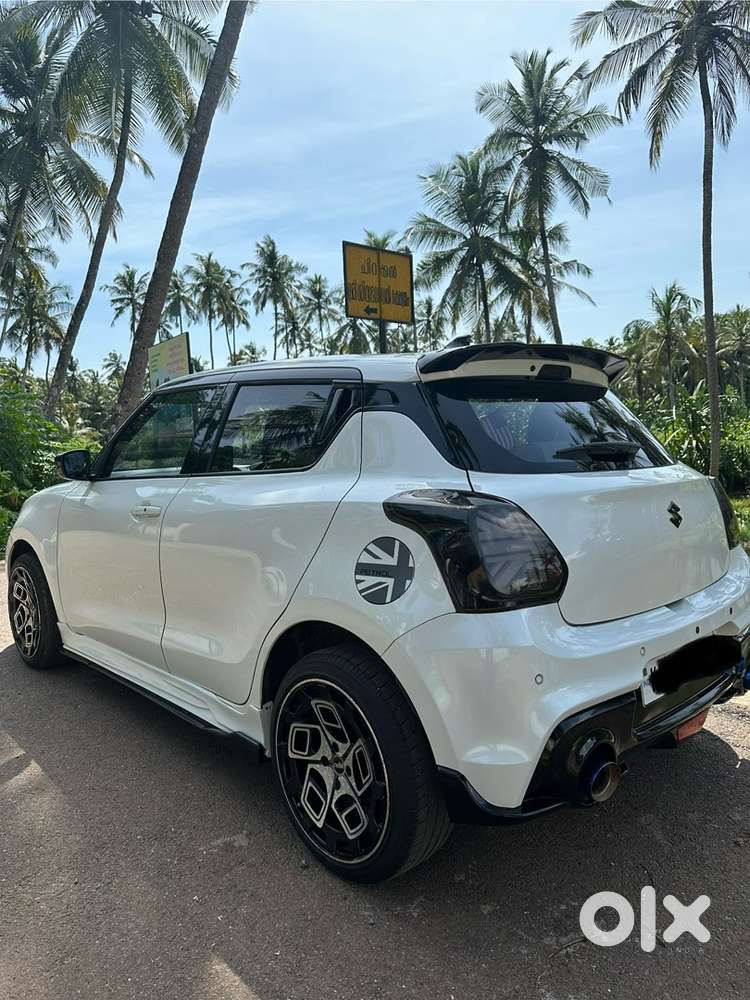 Maruti Suzuki Swift 2022 Petrol 23000 Km Driven