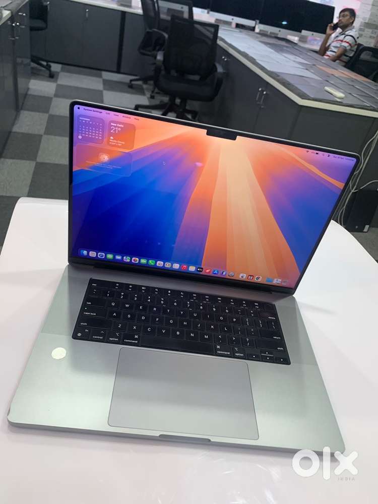 MacBook Pro M1 Pro 2021 (16inch) 32GB 1TB Warranty