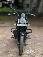 BAJAJ AVENGER 160 STREET