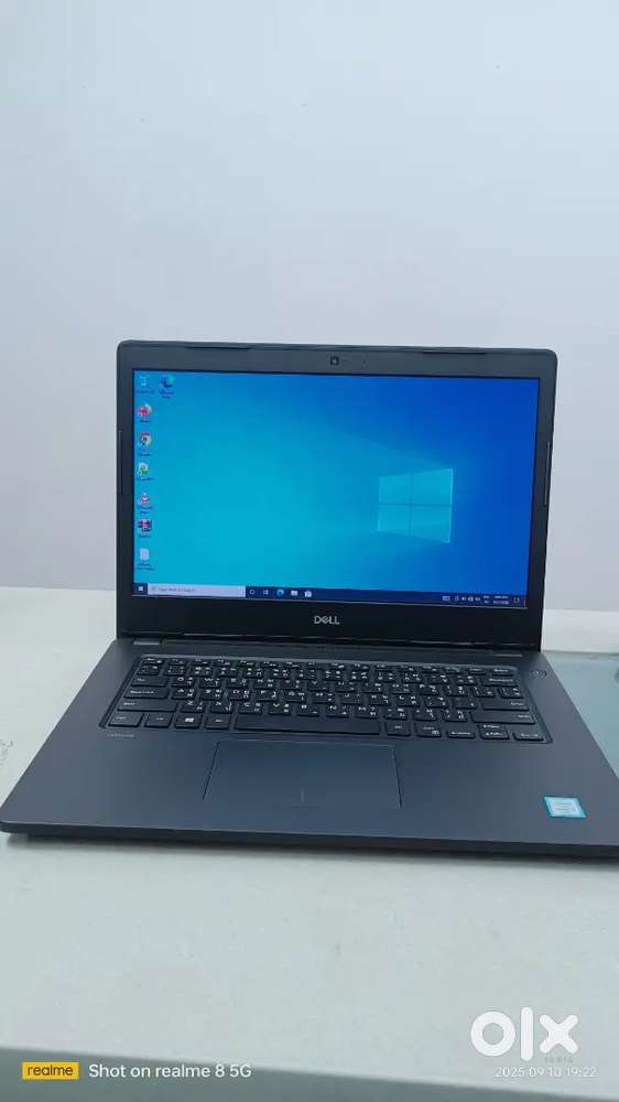 Dell laptop i5 Ram 8gb SSD 256gb graphics 4gb