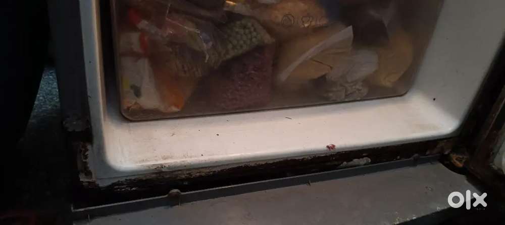 LG refrigerator,on condition, Never repaired.