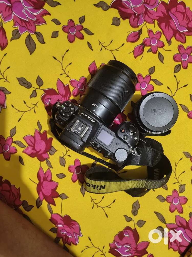 Nikon Mirrorless Camera & Z Mount Lenses