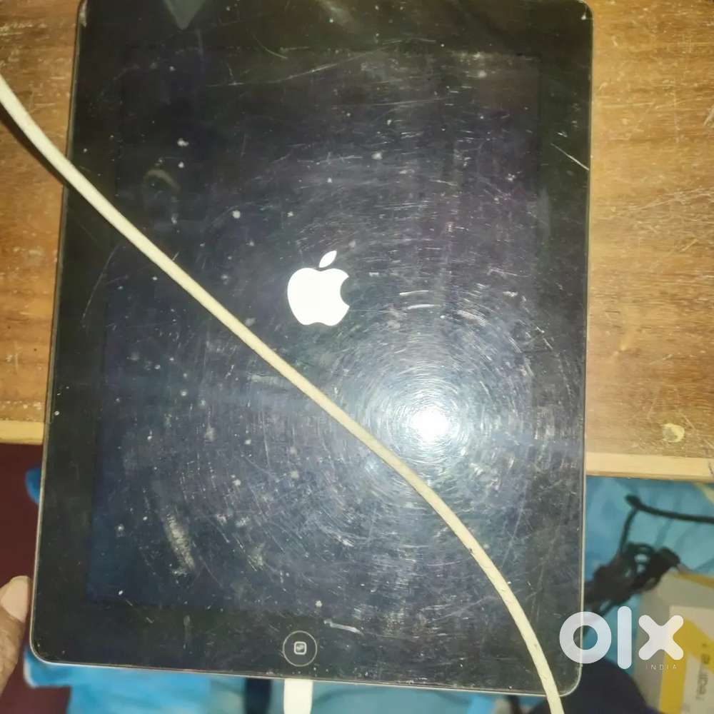 Ipad 6 good condition