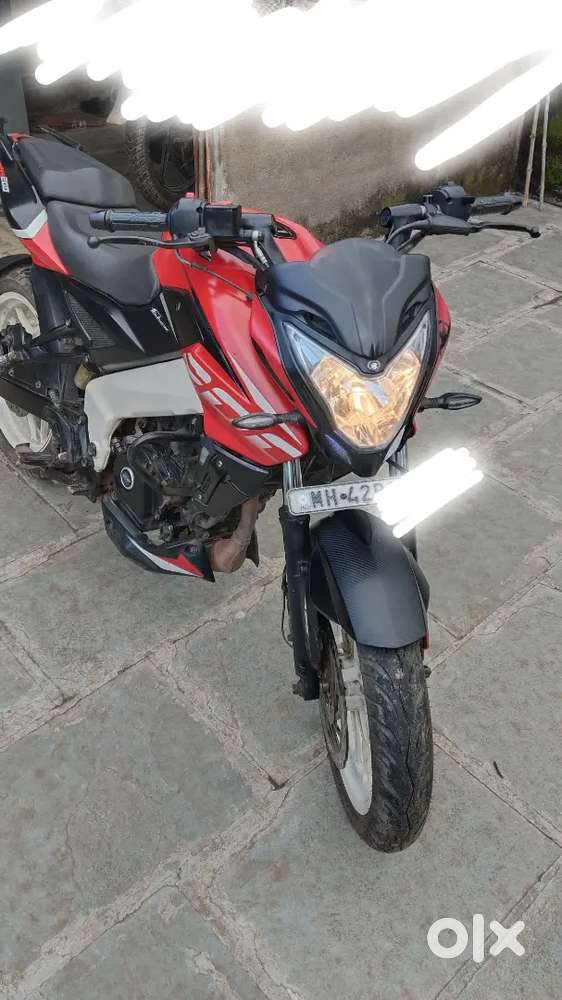 BAJAJ NS200 ABS