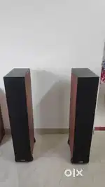 Polk Audio Tower Speakers Home Theater / Stereo Speakers