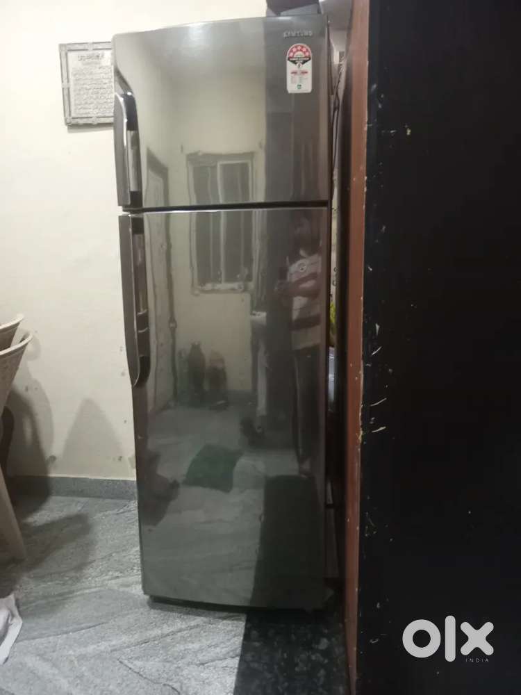 Samsung Refridgerator 271 liters