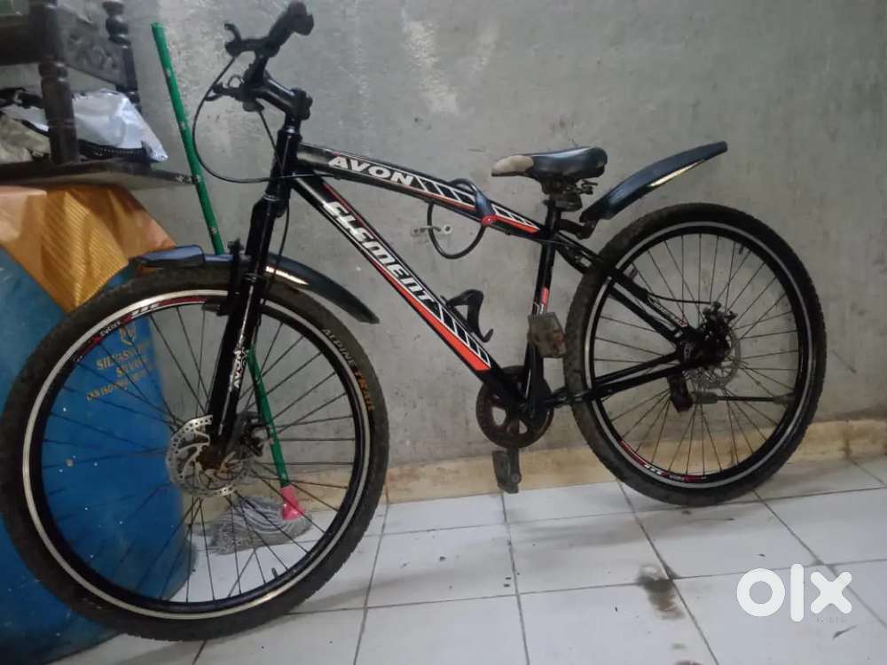 IN GOOD CONDITION CYCLE AVON ELEMENT DISK BREAK CYCLE