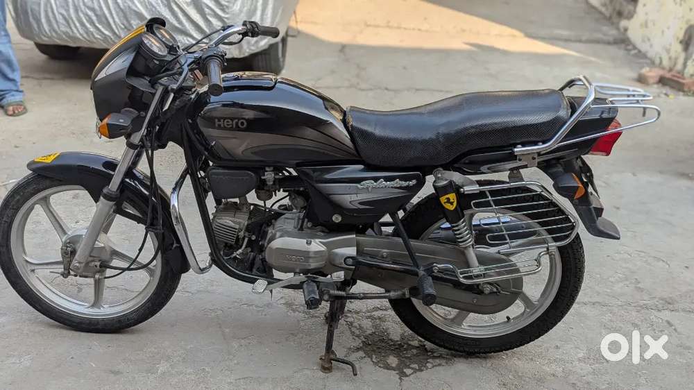 Hero splendor black