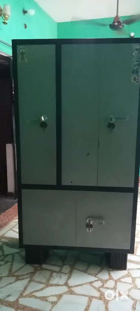 Godrej Steel Almirah