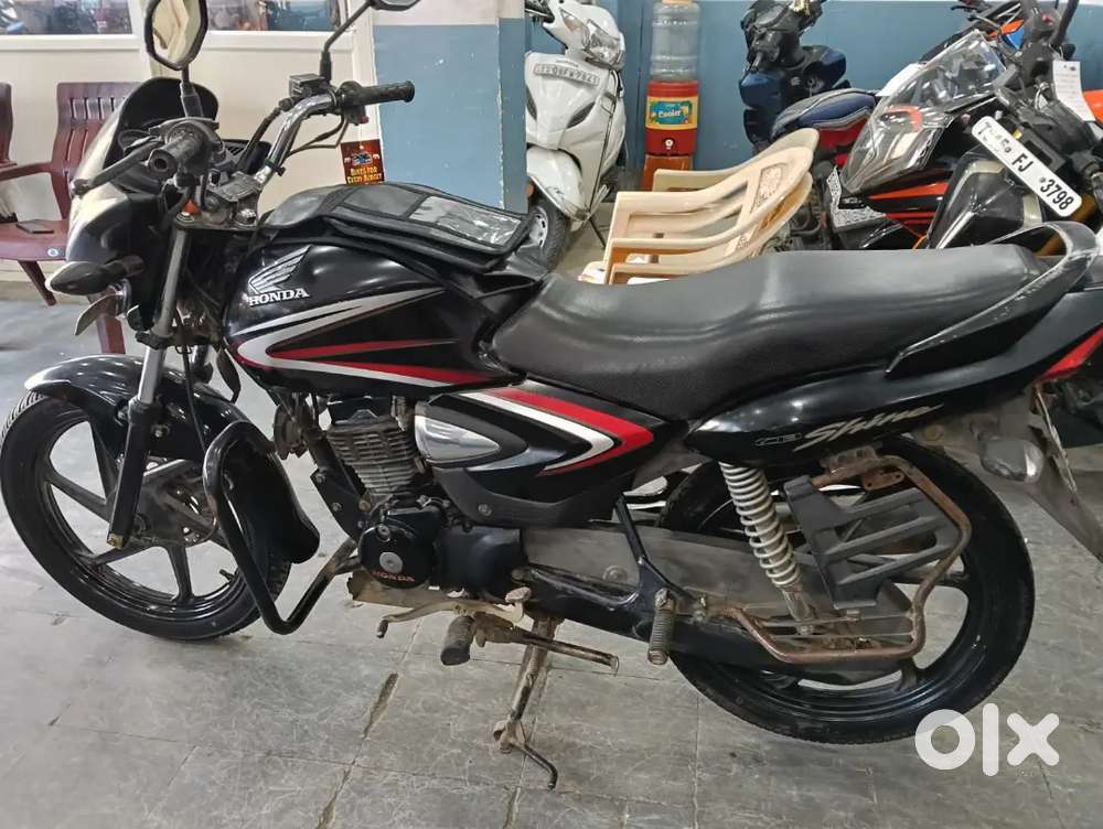 Honda shine 125 , bs-4 model 2017 kms 34000