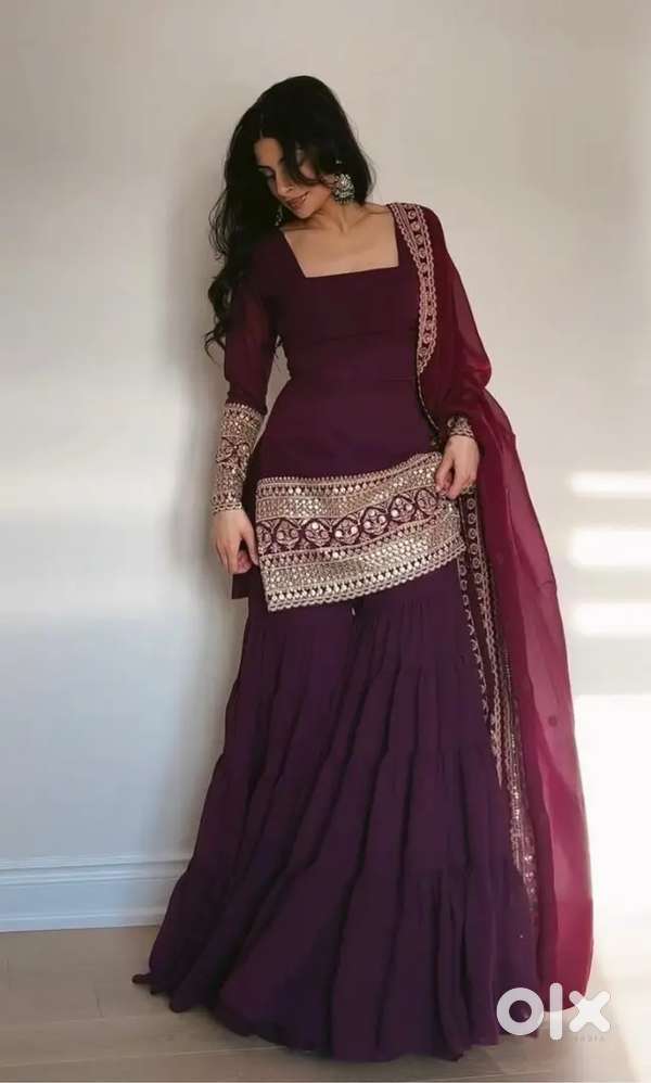 Sales girl for ladies garments shop
