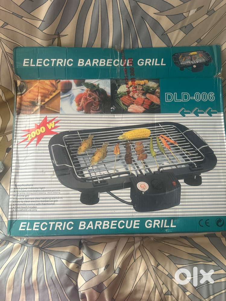 Electric barbecue grill