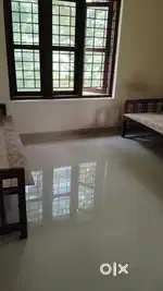 Shaing room: 2500rs