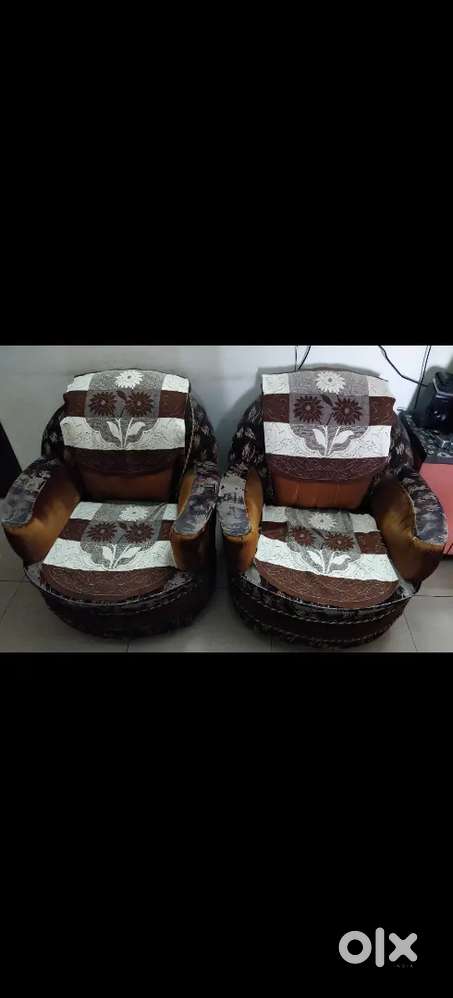 5 seater sofa for sell