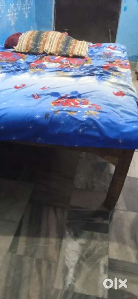 Taktposh 1-k & computer table 7-k ,& cooler stnd 5-k woden sofa 1-k