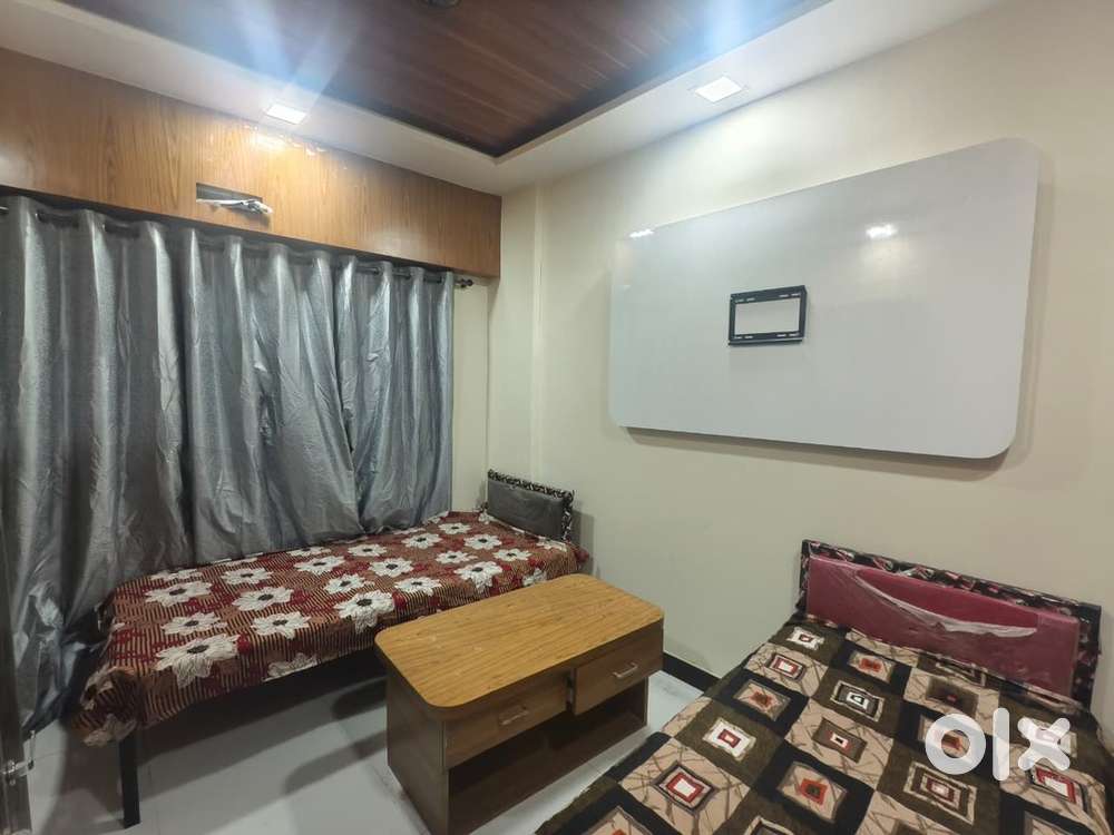 Luxury pg in airoli