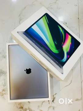Macbook pro m2 chip 13 inch good condition