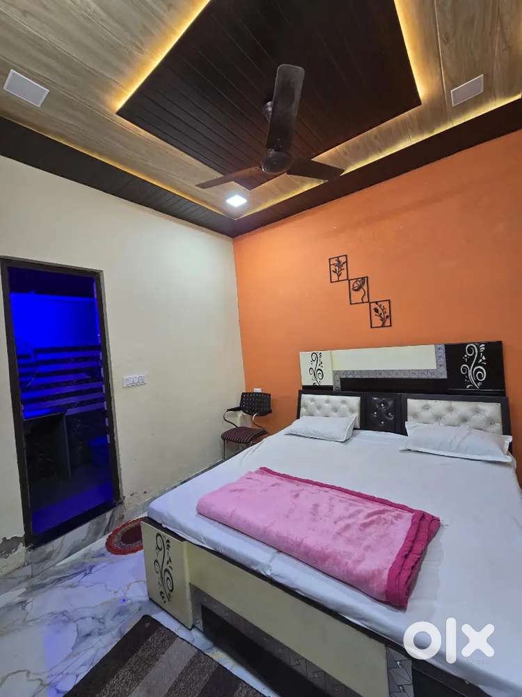 Fully Furnished Guest House  AC, WiFi, Parking  2 km from Mathura Jn