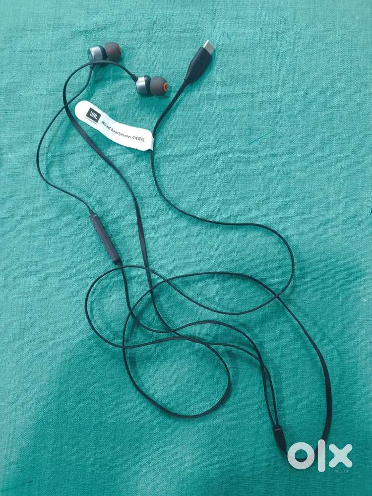 JBL TUNE 310C USB-C EARPHONE